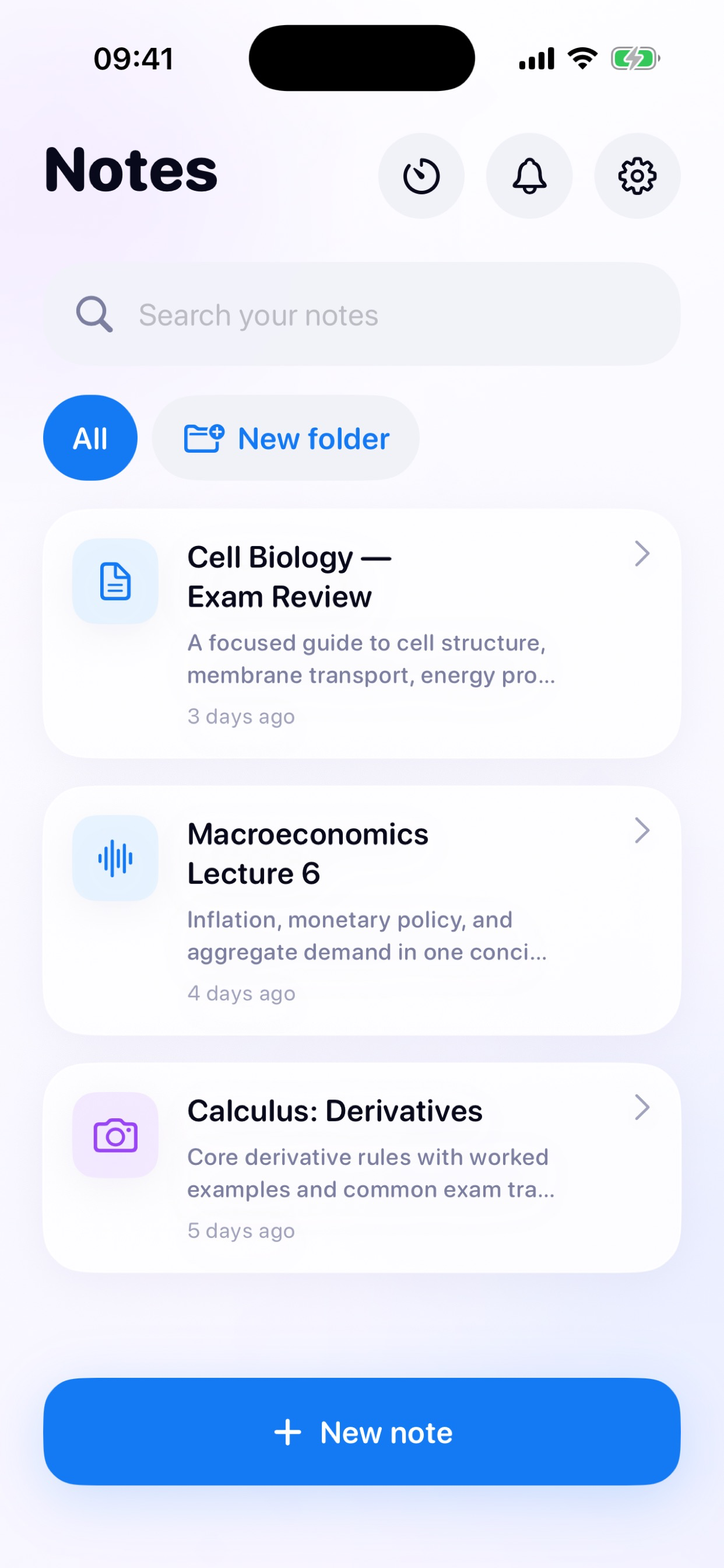 Noteo notes screen with a searchable list of study notes and folders